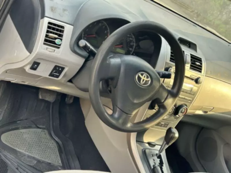 Toyota Corolla   - 2013