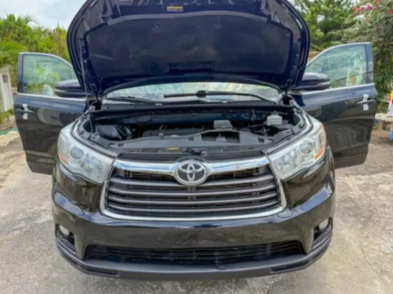 TOYOTA Highlander   - 2014