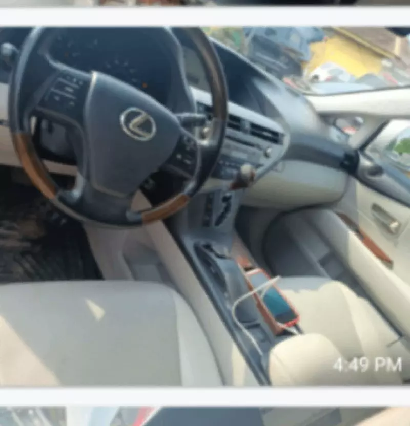 Lexus RX   - 2010