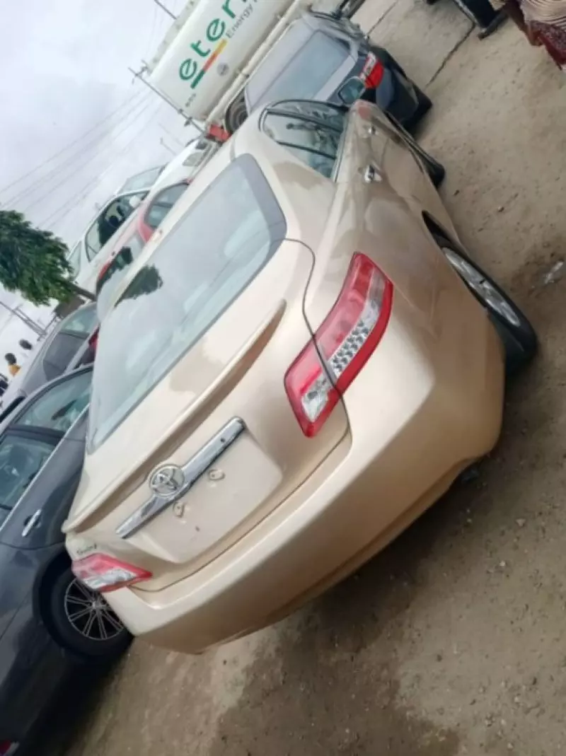 Toyota Camry   - 2007