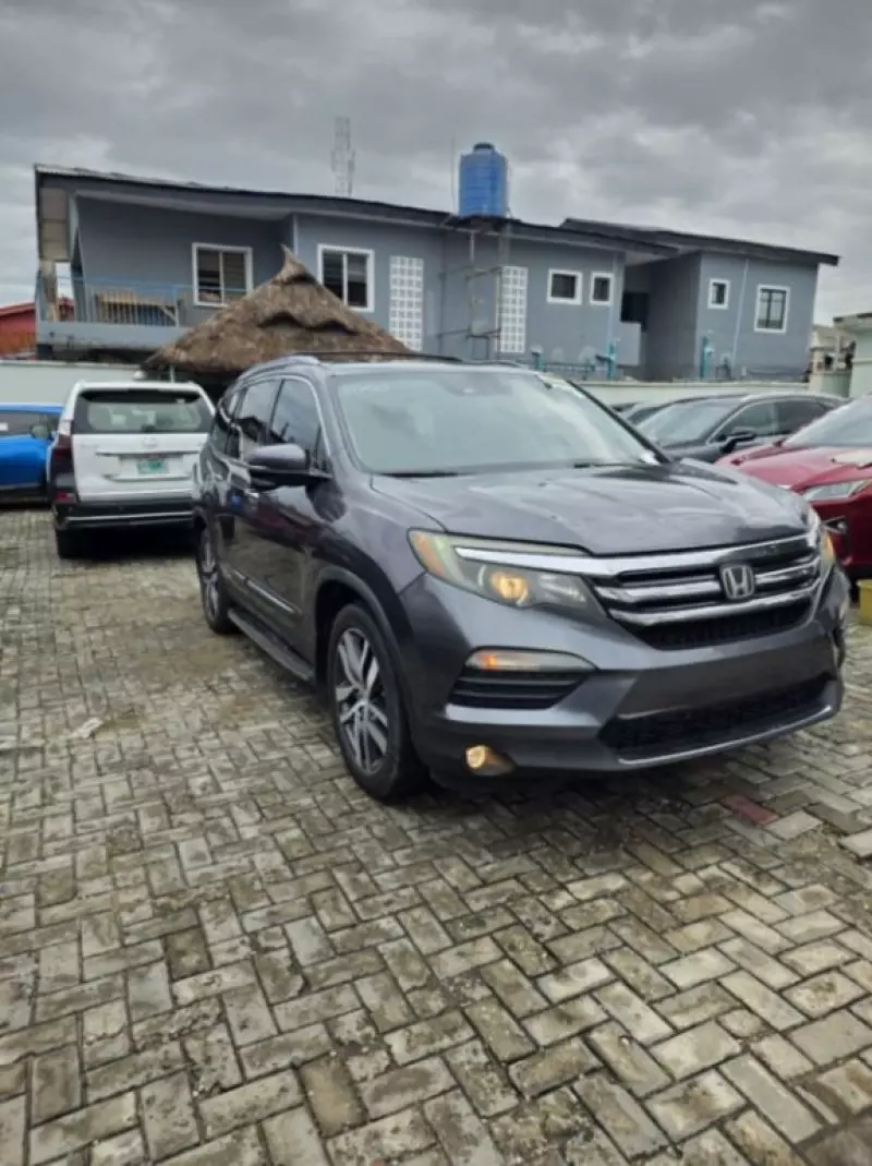 Honda Pilot   - 2018