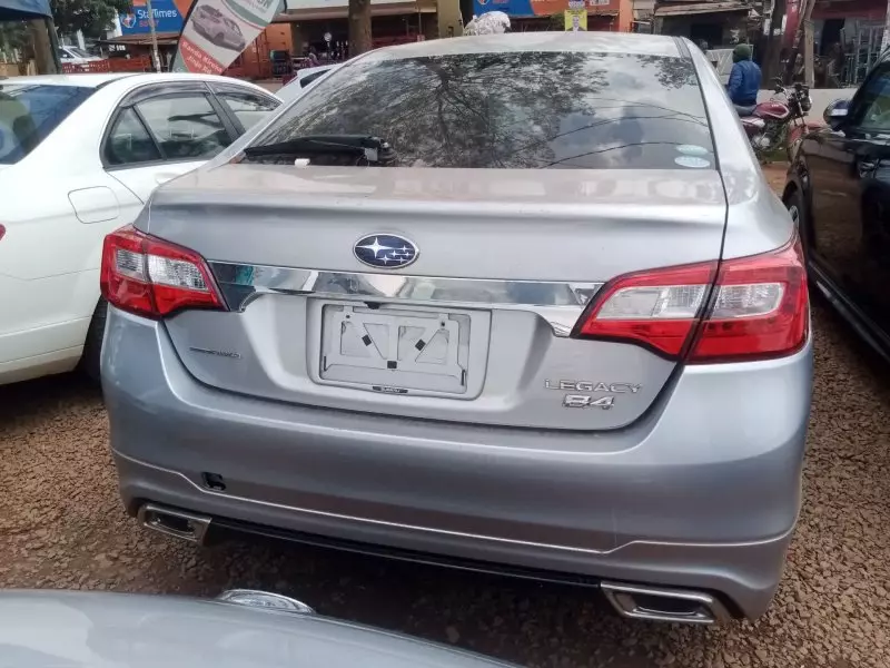 Subaru Legacy B4   - 2015