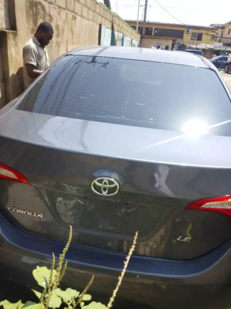 Toyota Corolla   - 2016