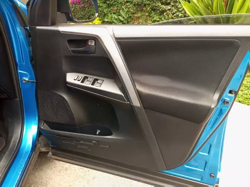 TOYOTA RAV 4   - 2017