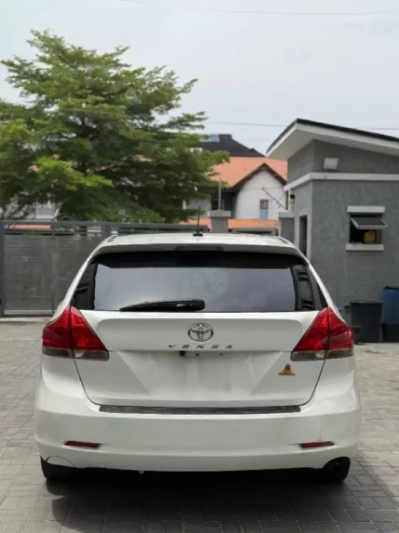 Toyota Venza   - 2009