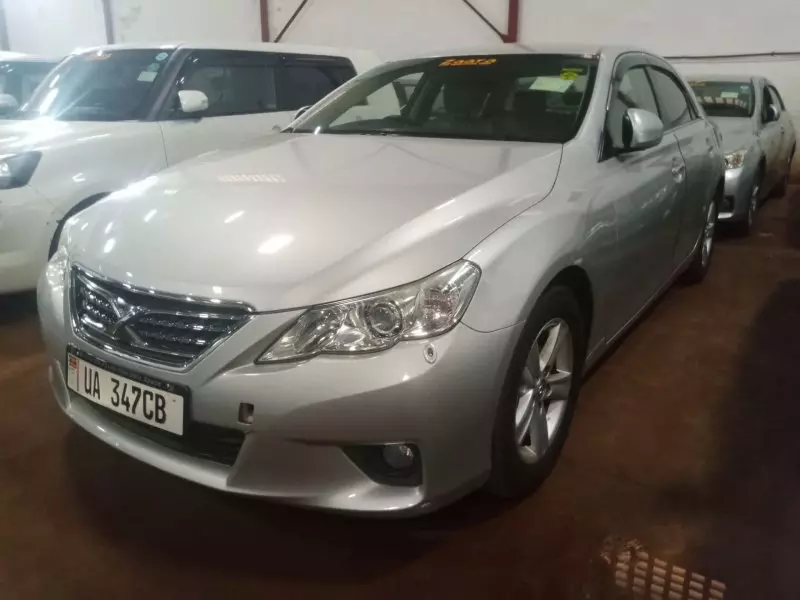 Toyota Mark X   - 2011