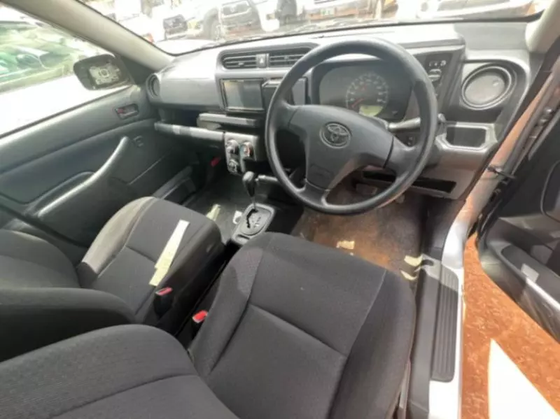 Toyota Probox    - 2017