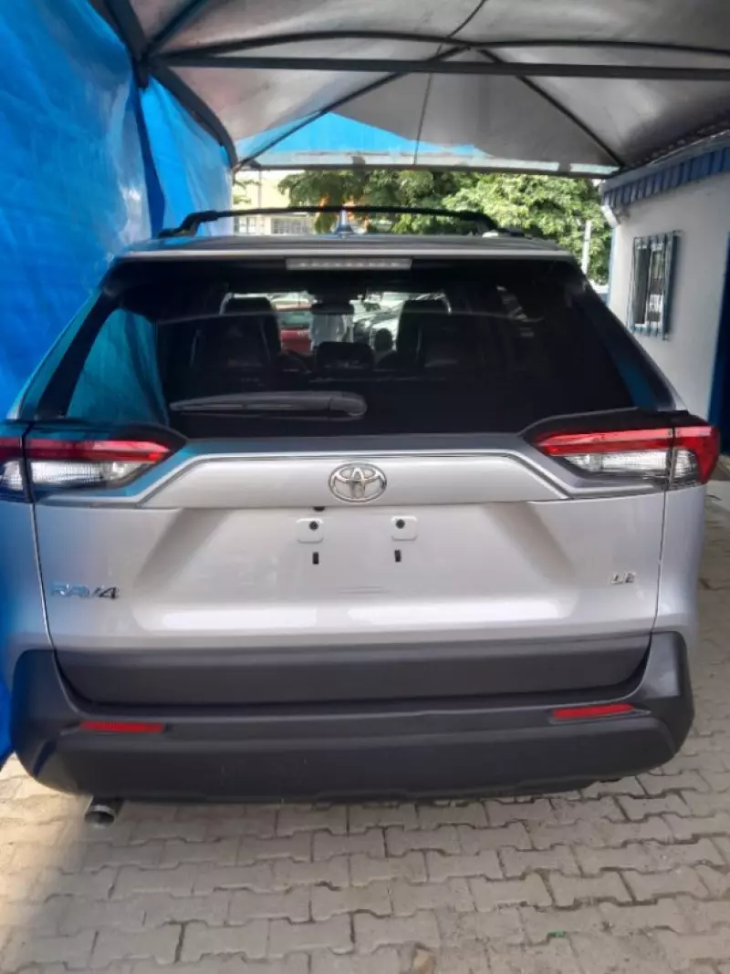 Toyota RAV 4   - 2020