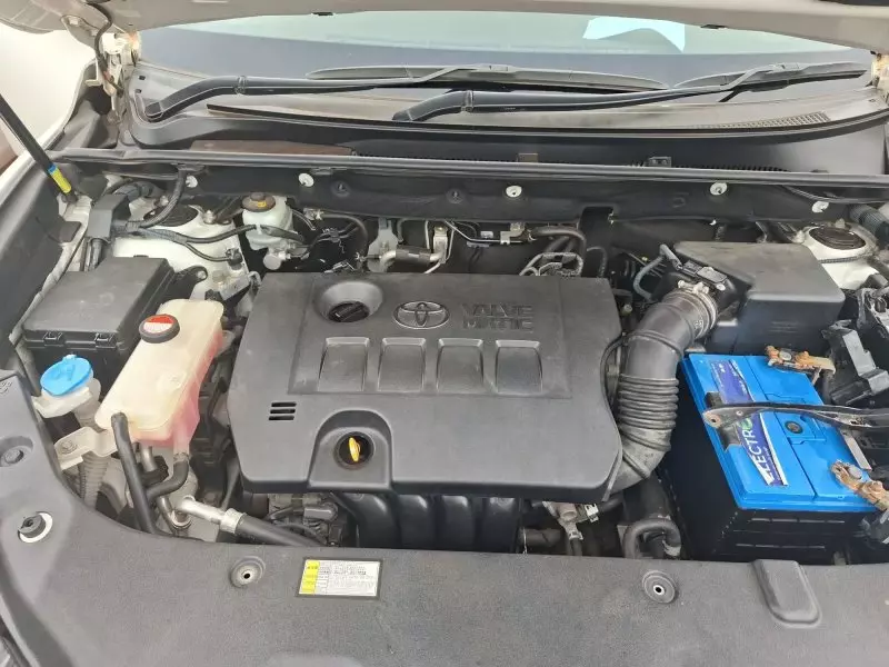 Toyota Harrier   - 2015