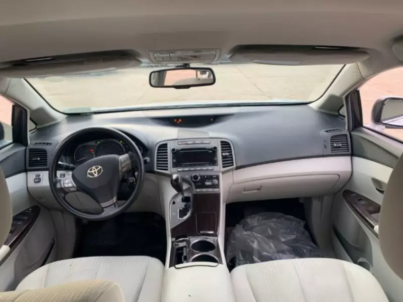 Toyota Venza   - 2012