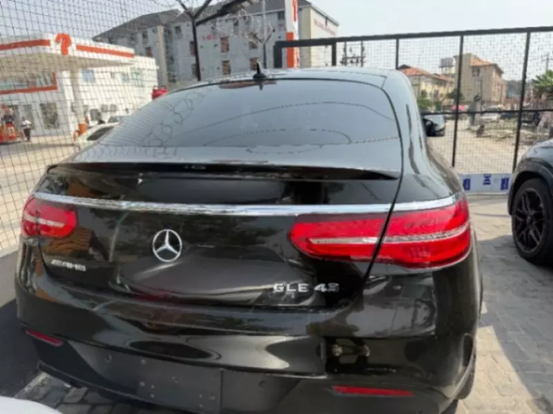 Mercedes-Benz GLE 43 AMG   - 2017