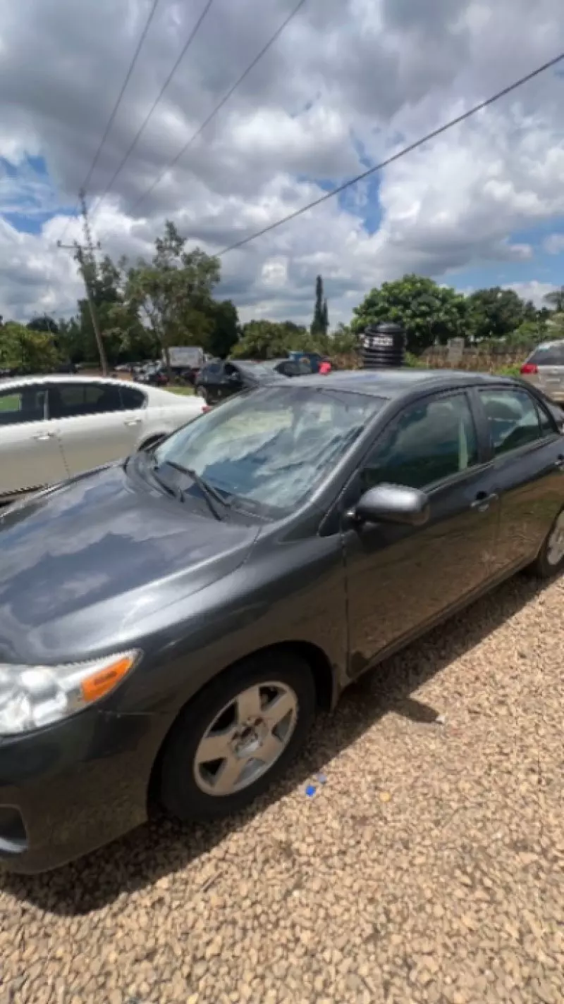 TOYOTA Corolla   - 2011