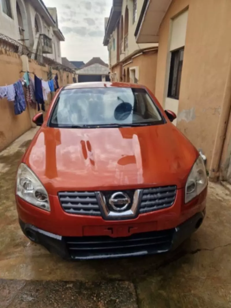 Nissan Qashqai   - 2008