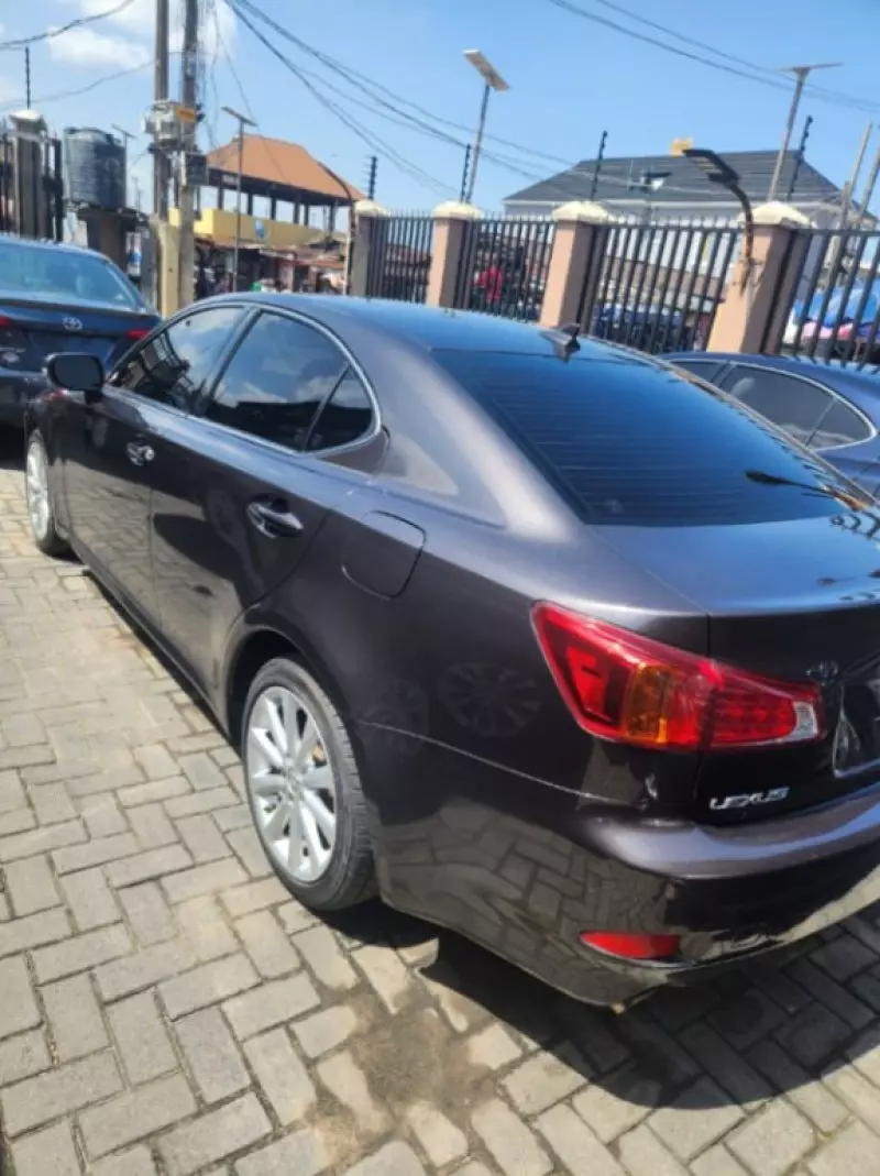 Lexus IS 250   - 2009