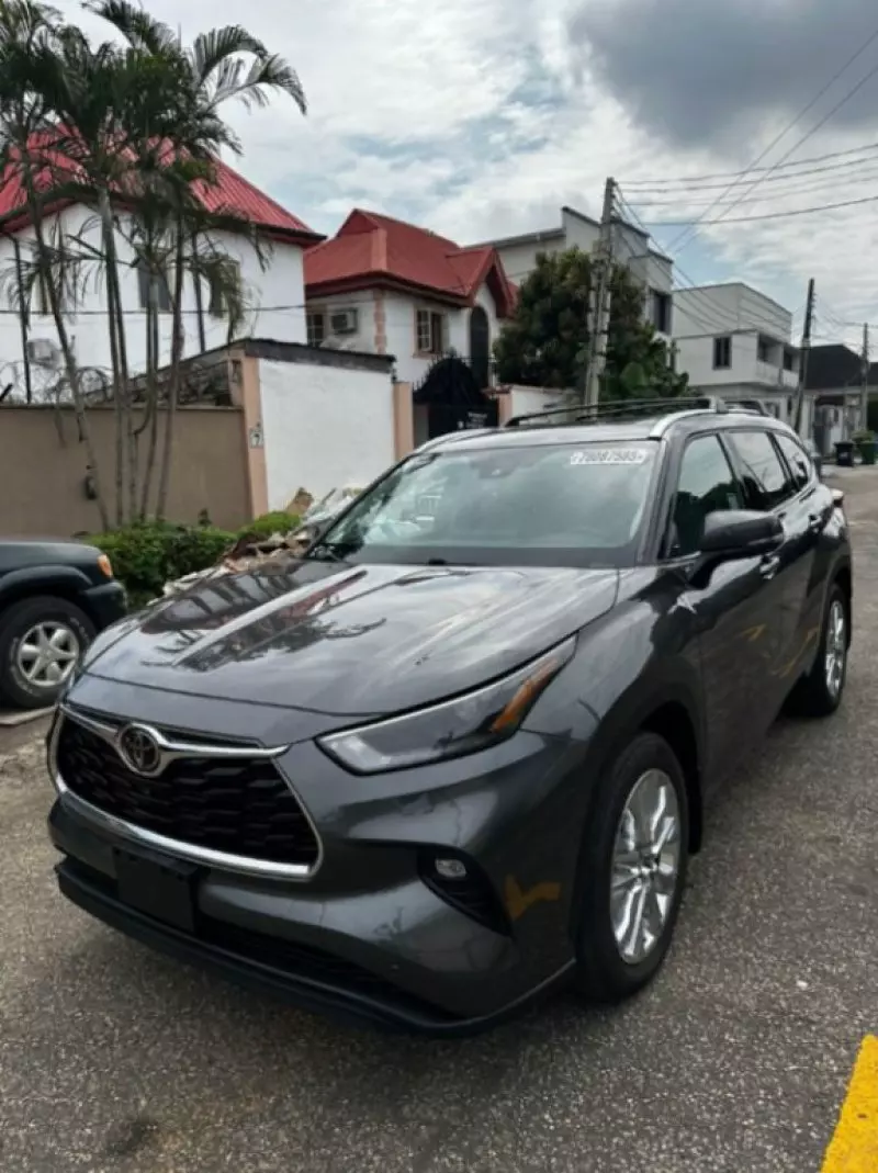 TOYOTA Highlander   - 2022