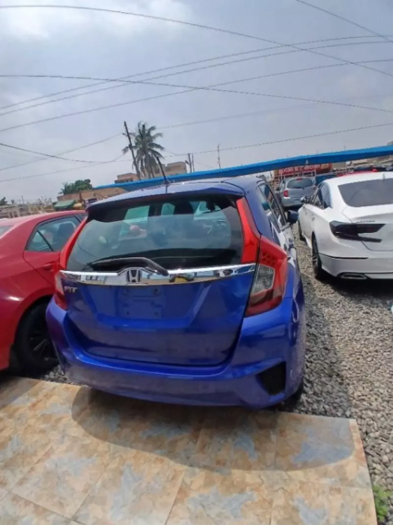 Honda Fit   - 2017