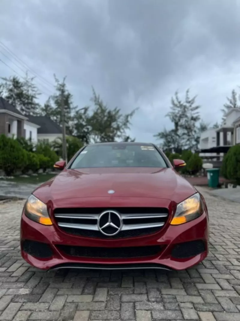 Mercedes-Benz C 300 - 2016