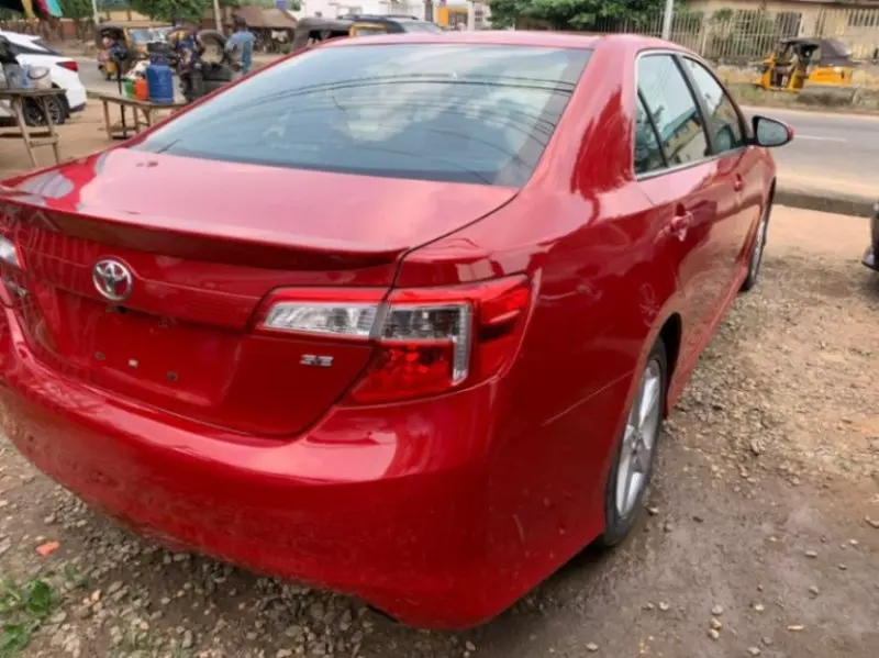 Toyota Camry - 2014