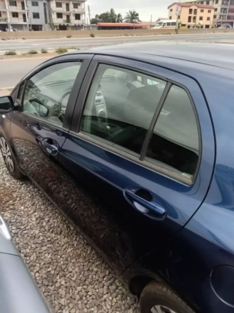 Toyota Yaris   - 2010