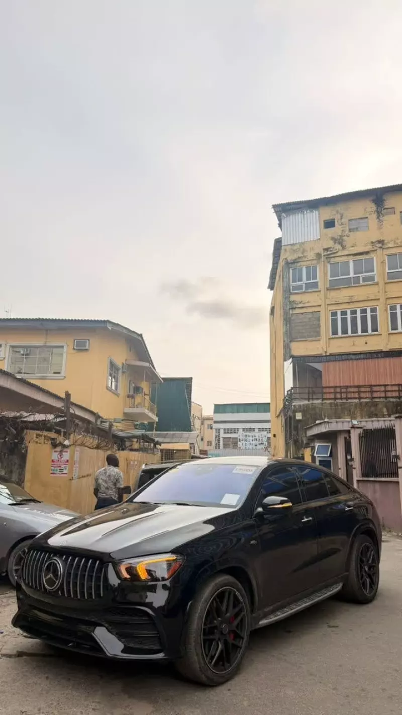 Mercedes-Benz GLE 53 AMG   - 2021