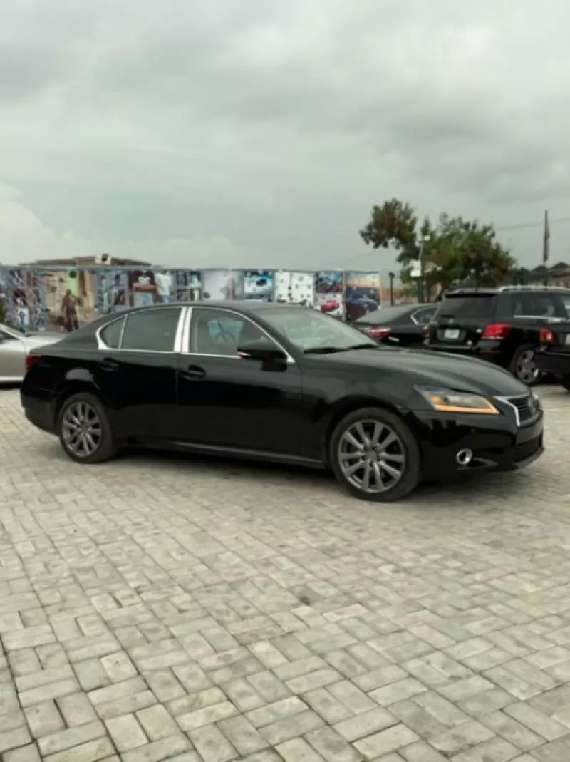 Lexus GS   - 2013