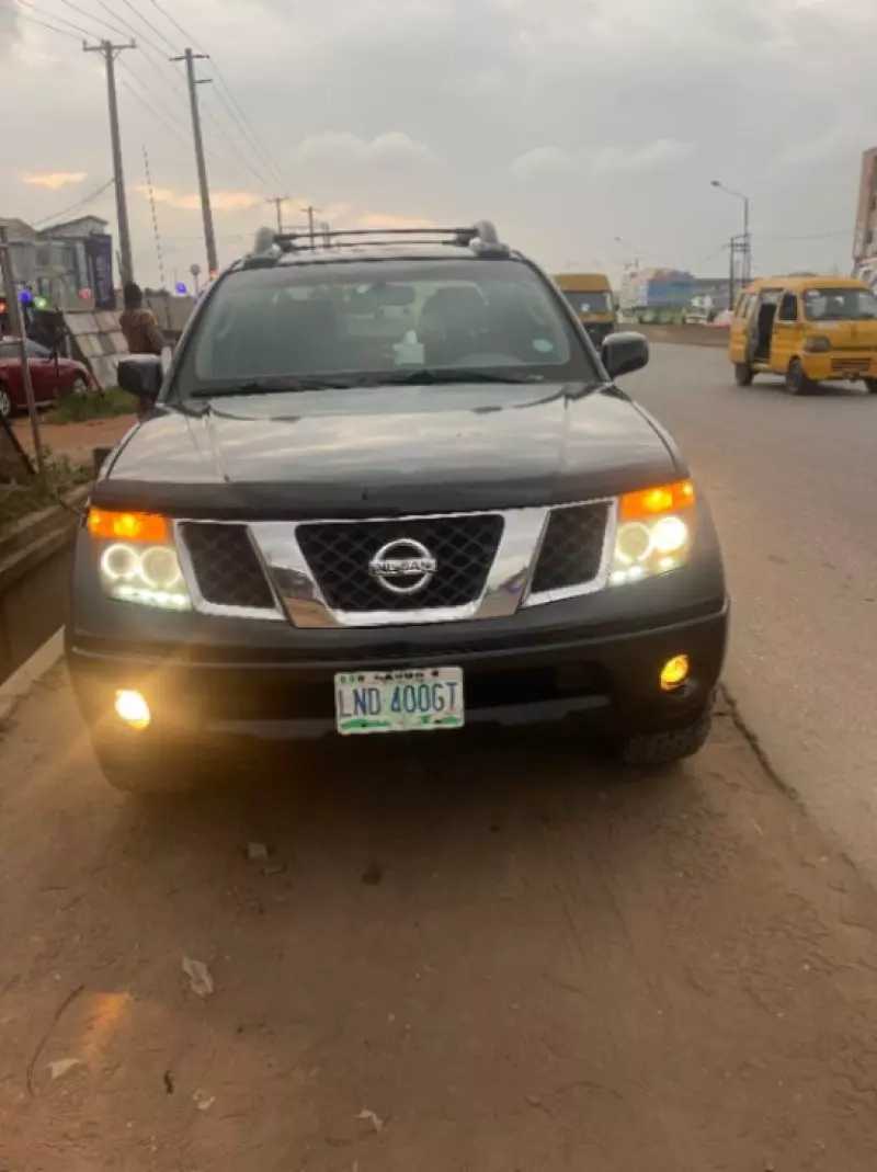 Nissan Frontier   - 2008