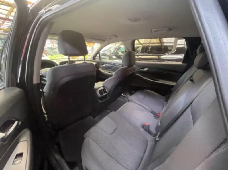 Hyundai Santa Fe   - 2020