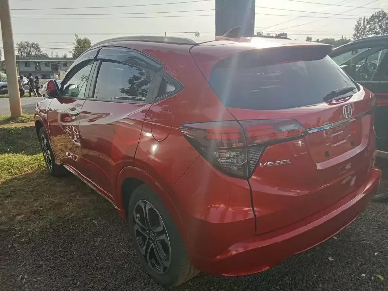 Honda Vezel    - 2018