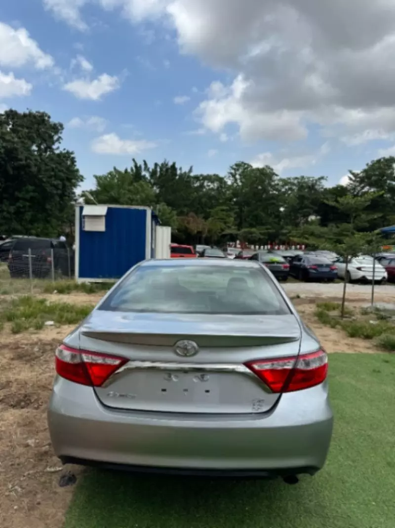 TOYOTA Camry   - 2016