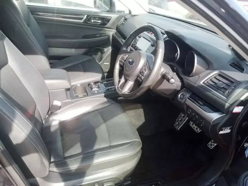 Subaru Outback   - 2017