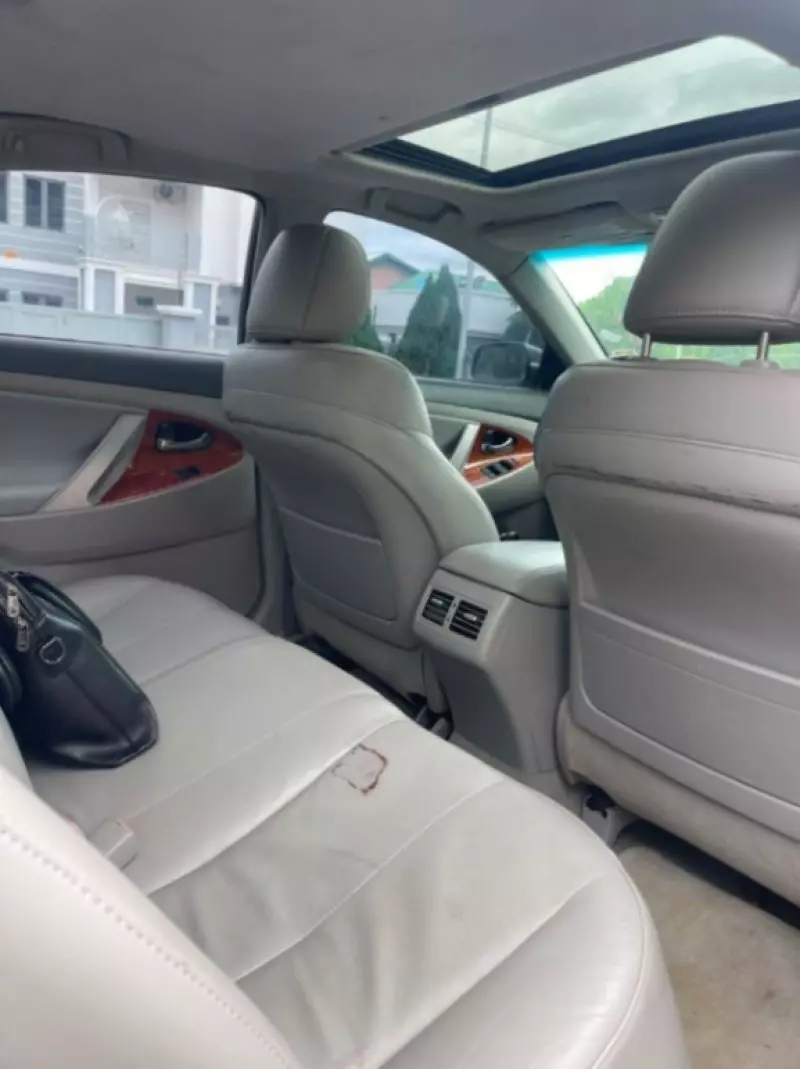 TOYOTA Camry   - 2009