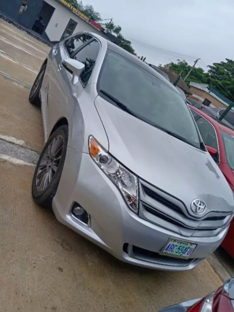 Toyota Venza   - 2009