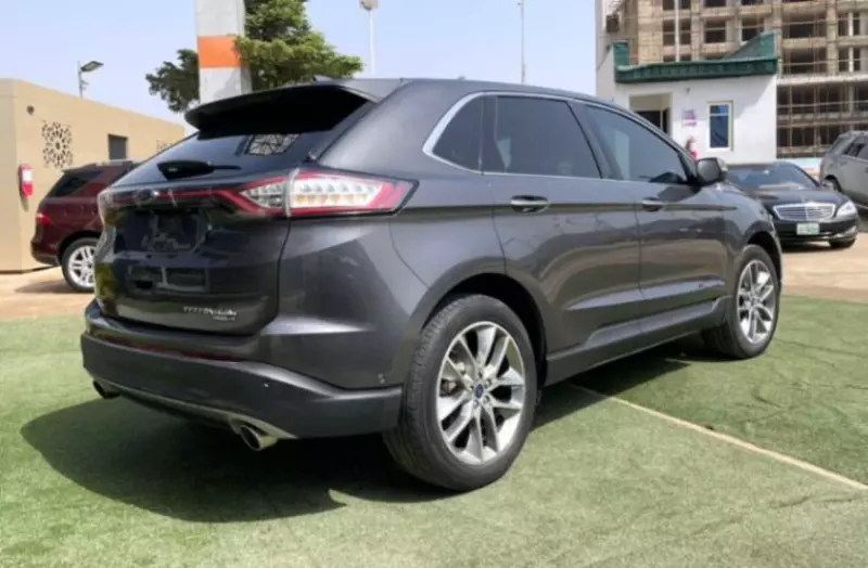 Ford Edge   - 2015