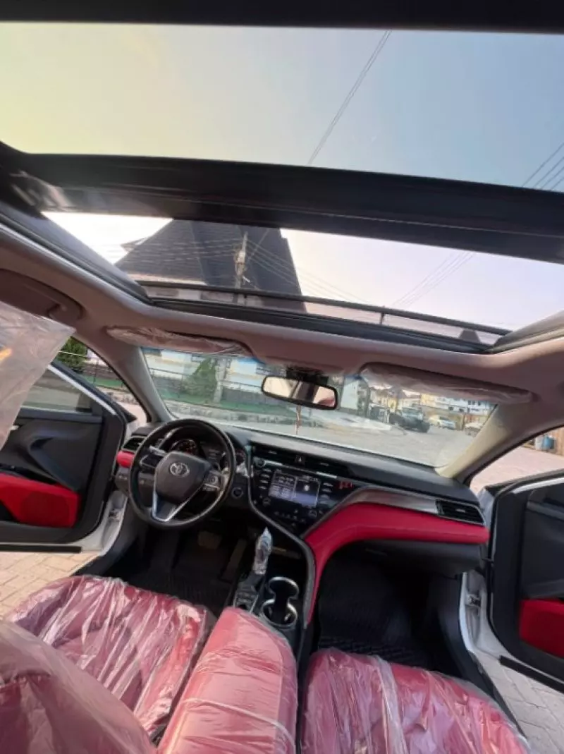 TOYOTA Camry   - 2019