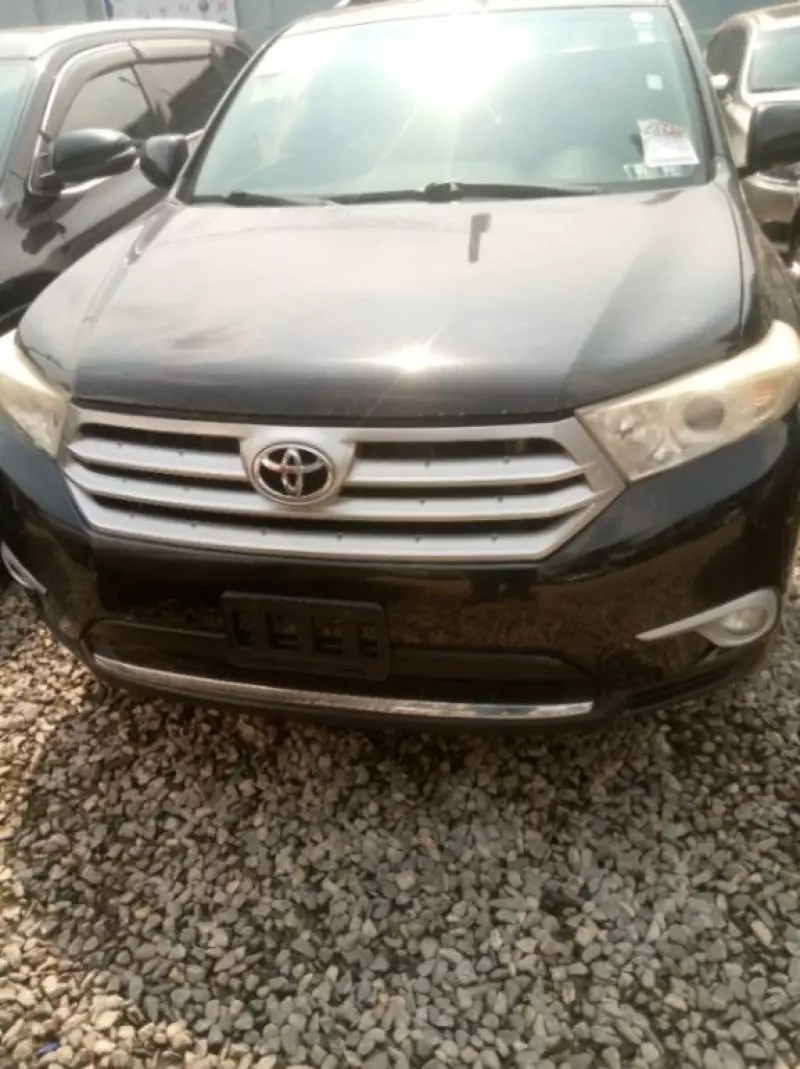 Toyota Highlander - 2012