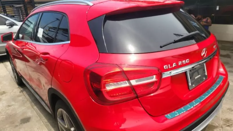 Mercedes-Benz GLA-Class   - 2015