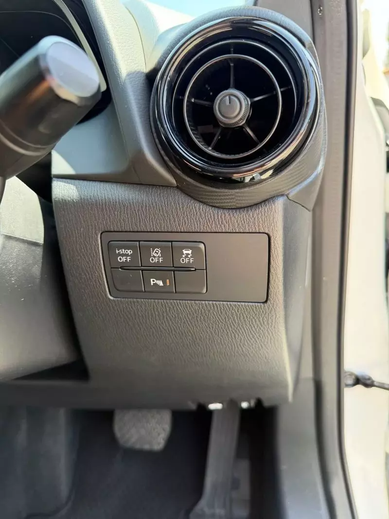 Mazda 2   - 2019