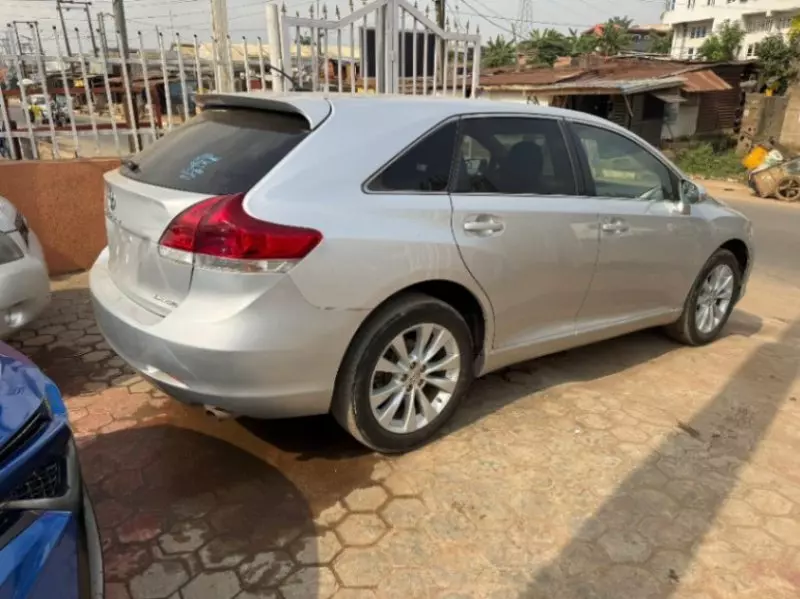 Toyota Venza - 2013
