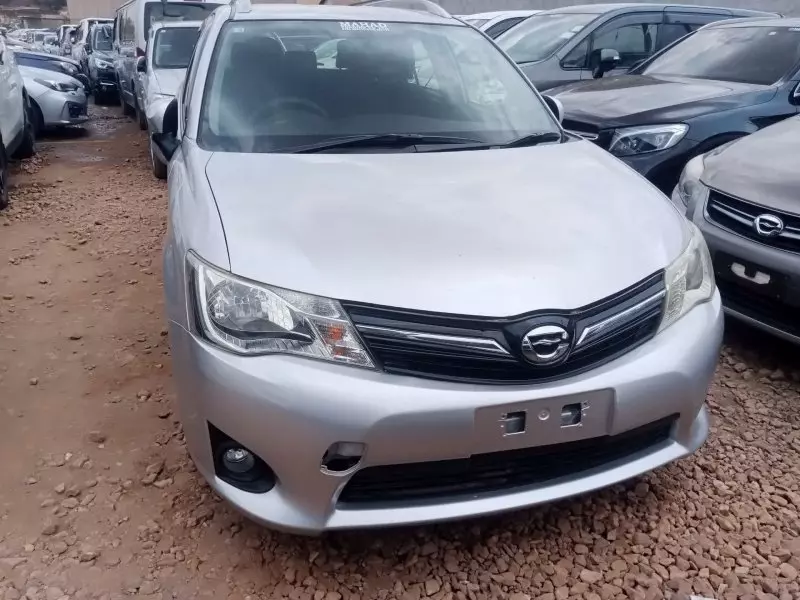 Toyota Fielder    - 2015