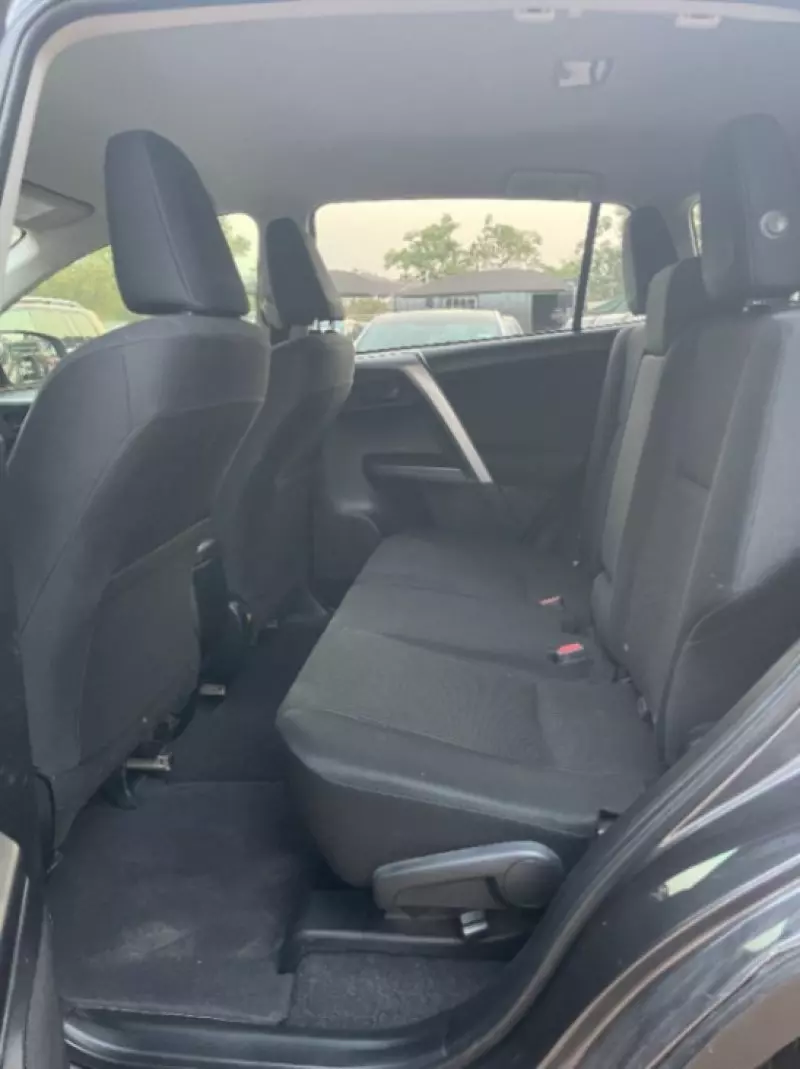 Toyota RAV4   - 2017