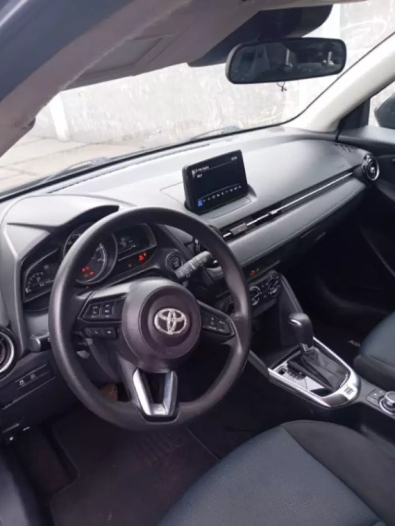 TOYOTA Yaris   - 2020