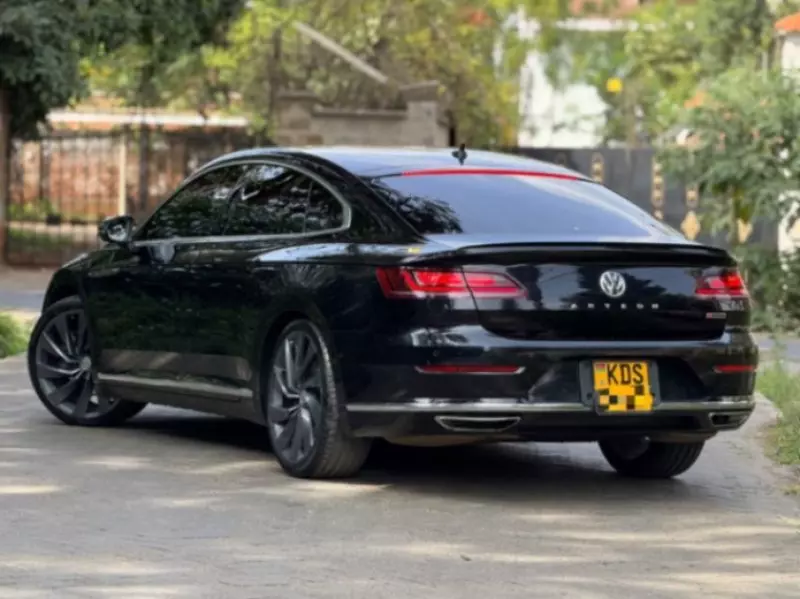 Volkswagen Arteon   - 2018