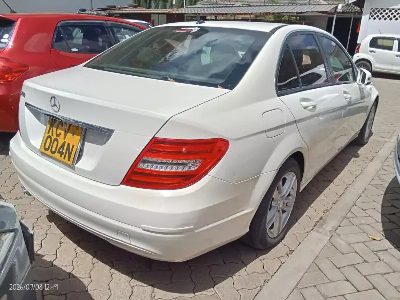 Mercedes-Benz C200 - 2000