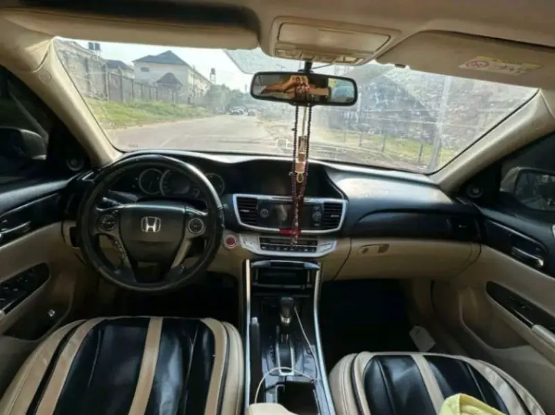 Honda Accord   - 2014