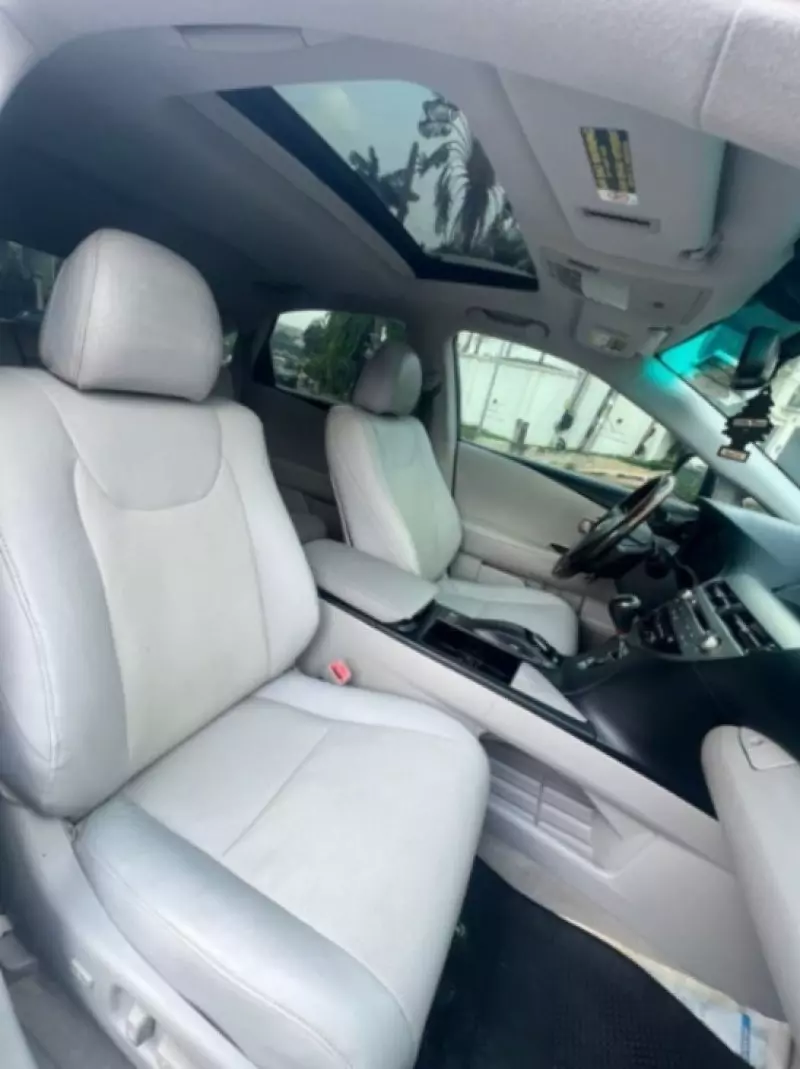 Lexus RX 350L   - 2010