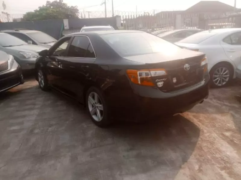 TOYOTA Camry   - 2014
