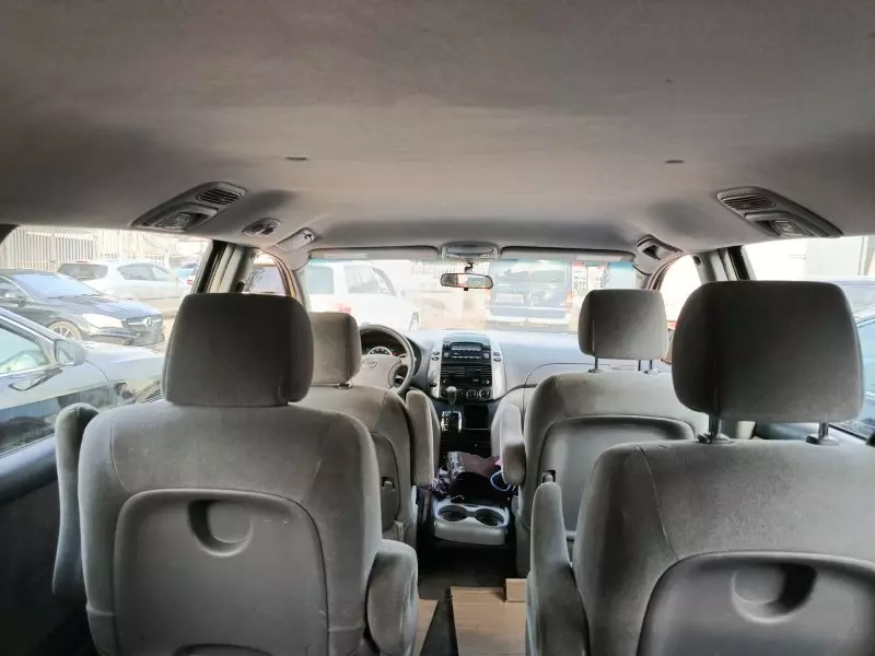 Toyota Sienna   - 2006