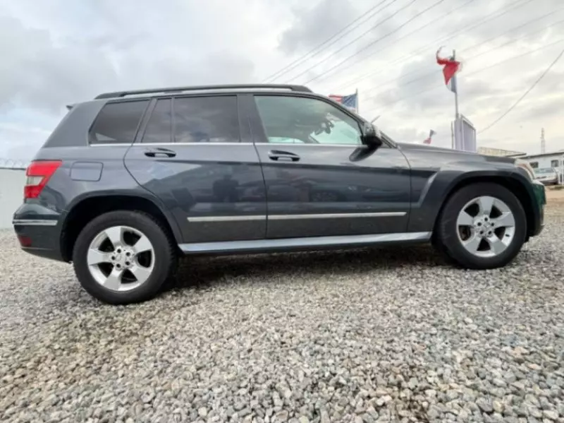 Mercedes-Benz GLK-Class   - 2010