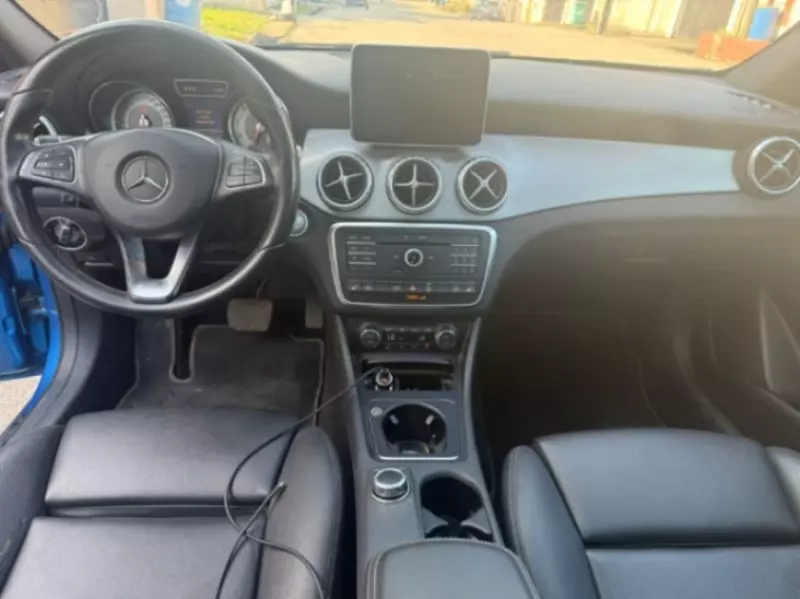 Mercedes-Benz GLA 250   - 2016