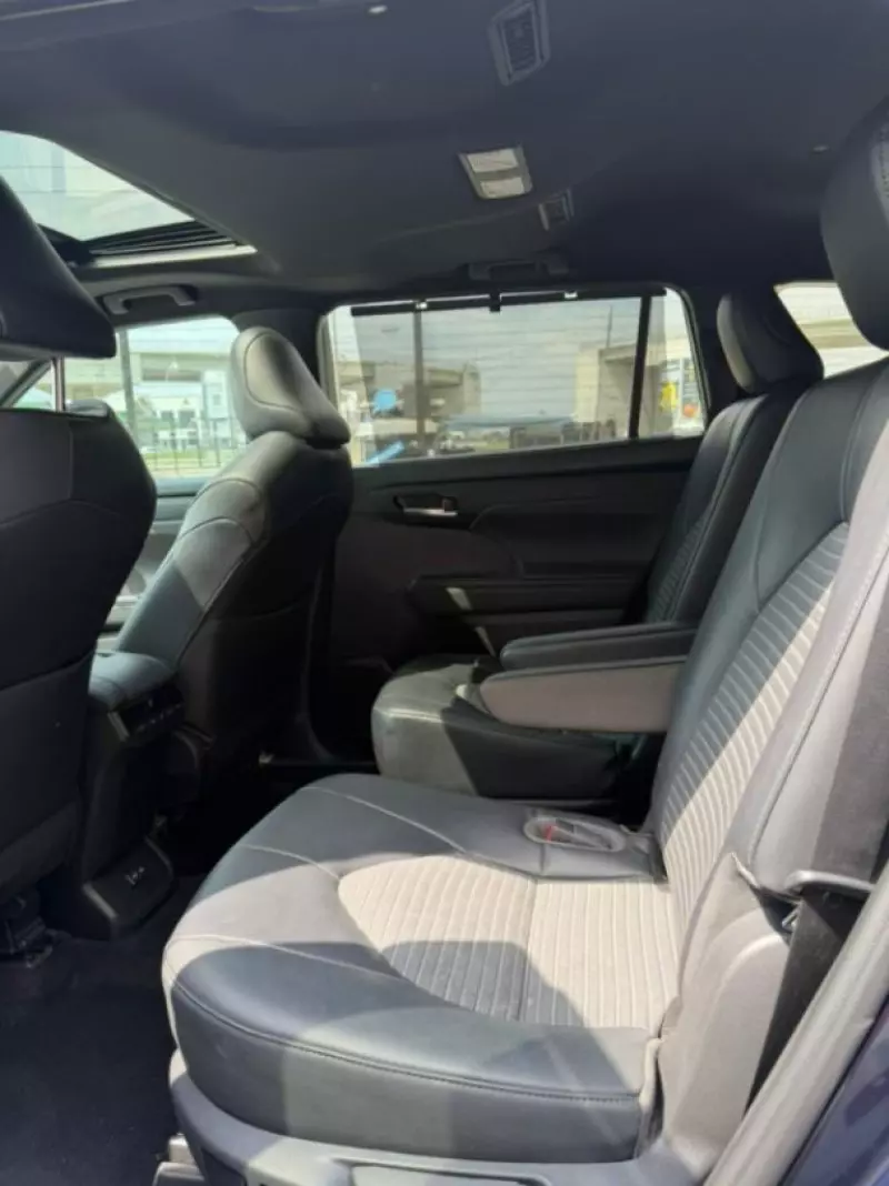 Toyota Highlander - 2023